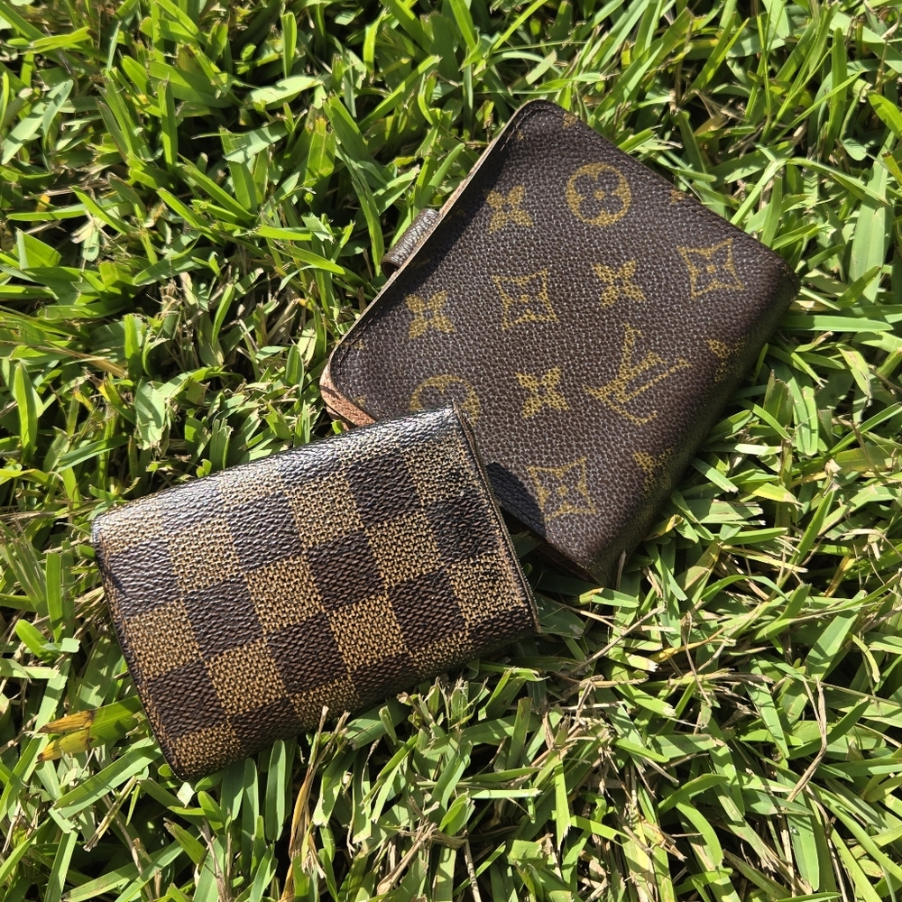Louis Vuitton Wallet & Key Holder Bundle – Monogram & Damier – Vintage Pre-Loved - Picture 2 of 16